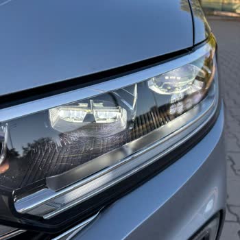 Volkswagen T-Roc Ön Farlarındaki Üretim Kusuru Garanti Kapsamında Ücretsiz Değişim Talebi