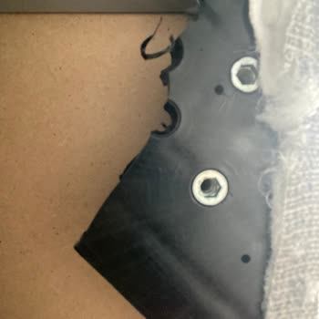 Mondi Romano Baza Ayak Bağlantılarının Sürekli Kırılması Ve Tam Değişim Talebi