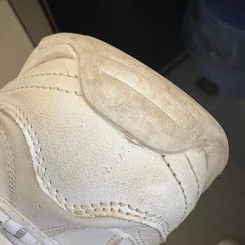 Skechers D’Lites Fresh Start Ayakkabısında Tırnak Batması Ve Ürün Çatlaması
