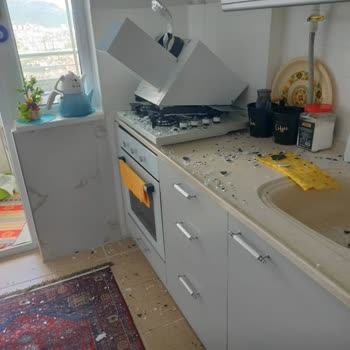 Kumtel Davlumbaz Montaj Hatası Nedeniyle Düşen Ve Servis Cevapsız