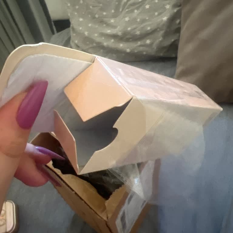 Kırık Paket İçinde Boş Ürün Teslimatı Ve İade Talebi