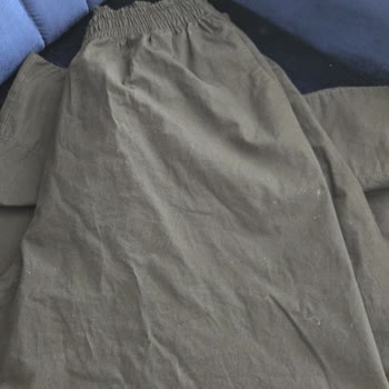 Renk Solması Ve Dikiş Hatalı Venöve Pantolon İçin Para İadesi Talebi