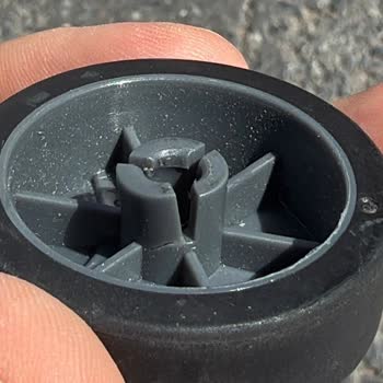 Philips Süpürge Kırılan Tekerlek Garanti Kapsamı Dışında Tutuldu