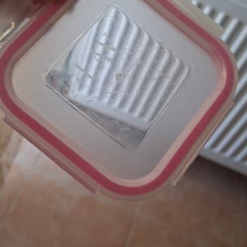 Cam Saklama Kabının Kısa Sürede Kırılan Plastik Kulpları Güvenimi Zedeledi
