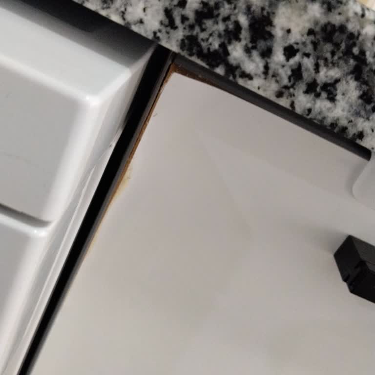 Beko Bulaşık Makinesinde Yıllardır Çözülmeyen Su Kaçağı Ve Hatalı Servis Kayıtları