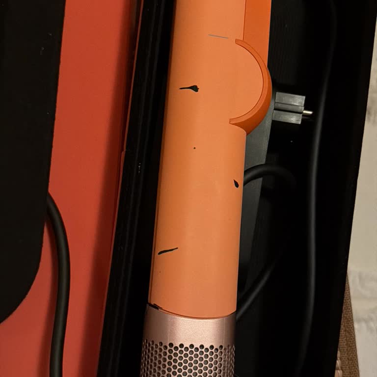 Dyson Airstrait Kaplama Soyulması Ve Garanti Dışı Tutumu