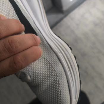 Kısa Sürede Açılan Nike Ayakkabıda Üretim Kusuru Reddi Ve İade Talebi