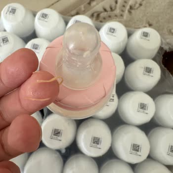 Similac High Energy Contains String-Like Substance and Caused Baby Discomfort