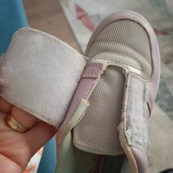 FLO Barbie Kids Sneakers Have Defective Velcro Straps and Pose a Safety Risk
