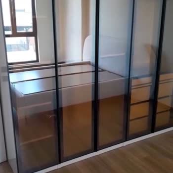 Gardırop Kapakları Ve Yatak Ayakları Yanlış Geldi, Acil Değişim Bekliyorum