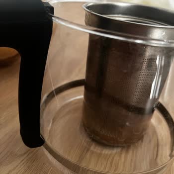 Hepsiburada'da Cam Demliği Kırılan Çay Makinesi İadesi Engellendi