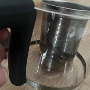 Hepsiburada'da Cam Demliği Kırılan Çay Makinesi İadesi Engellendi