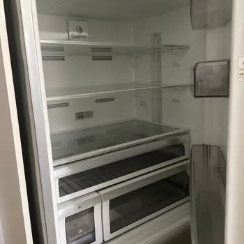 Arçelik Buzdolabının Soğutmaması Ve İkame Ürün Sorunları Nedeniyle Şiddetli Mağduriyet