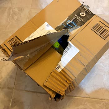 Teslimat Kapıya Bırakıldı, Paket Yırtıldı Ve 4 Ürün Eksik