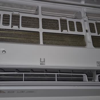 Üst Kapak Tasarımı Nedeniyle Hızlı Tozlanma Ve Sağlık Endişesi