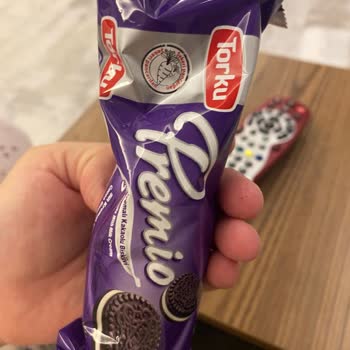 Torku Bisküvilerinde Plastik Kokusu Ve Tadı: Son Kullanma Tarihi Geçmemesine Rağmen Sağlık Riski
