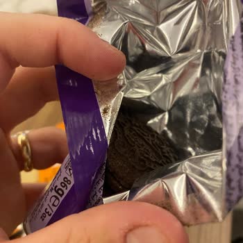 Torku Bisküvilerinde Plastik Kokusu Ve Tadı: Son Kullanma Tarihi Geçmemesine Rağmen Sağlık Riski