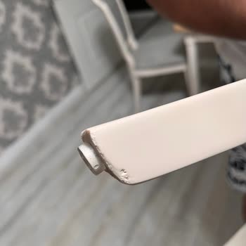 Teslim Edilen Mobilyalar Defolu, Kirli Ve Hasarlı