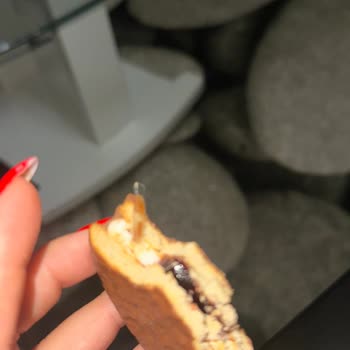 Ürün İçindeki Cam Benzeri Sert Yabancı Cisim Ağzımı Kesebilir