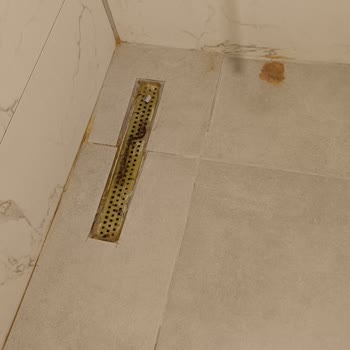 Melinda Pansiyon (Mersin) Tatilimizi Resmen Tiksinerek Ve Rahatsız Olarak Geçirmek Zorunda Kaldık
