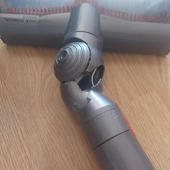 Dyson V11 Motorbar Başlık Kırıldı, Ücretsiz Değişim Talebi