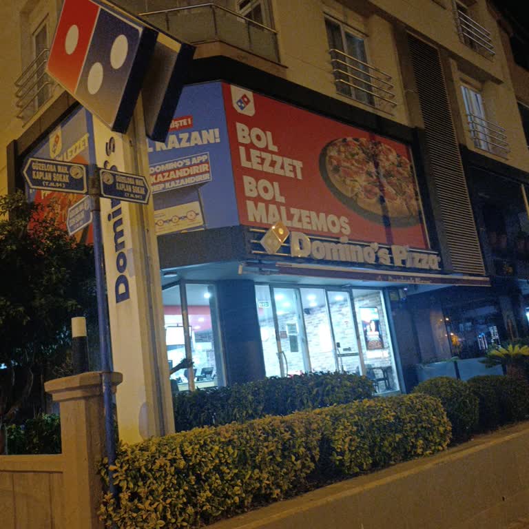Kapanış Saatine Rağmen Masayı İçeri Alıp Müşteriyi Ayakta Bekletmek