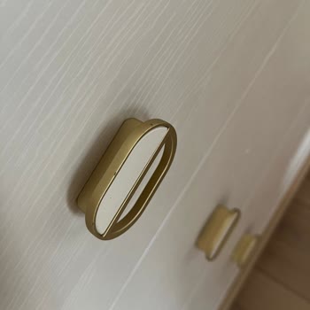Gold Renk Kulplarının Vuruk Olması Ve Kumaş Yırtıkları İçin 90 Günlük Çözüm Bekleniyor
