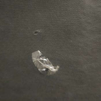 Kusurlu Koltuk Takımı: Görünmez Yırtıklar Ve Sorumluluk Reddi