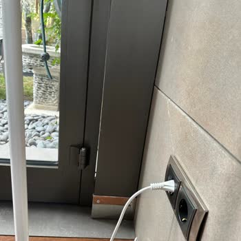 Palmiye Pergola'da Dört Mevsim Kullanılamayan Bioklimatik Sistem Ve Mağduriyet