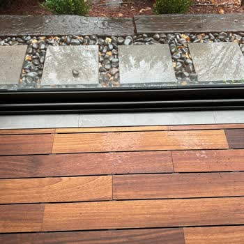 Palmiye Pergola'da Dört Mevsim Kullanılamayan Bioklimatik Sistem Ve Mağduriyet