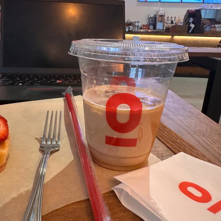 Espressolab Fulya Şubesinde Flat White Kahvenin Az Doldurulması Ve Telafi Talebi