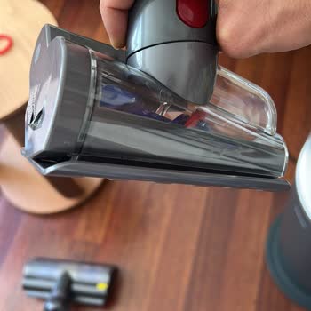 Üç Kez Kullanıldıktan Sonra Açılan Dyson Başlığın Ücretsiz Değişim İsteği
