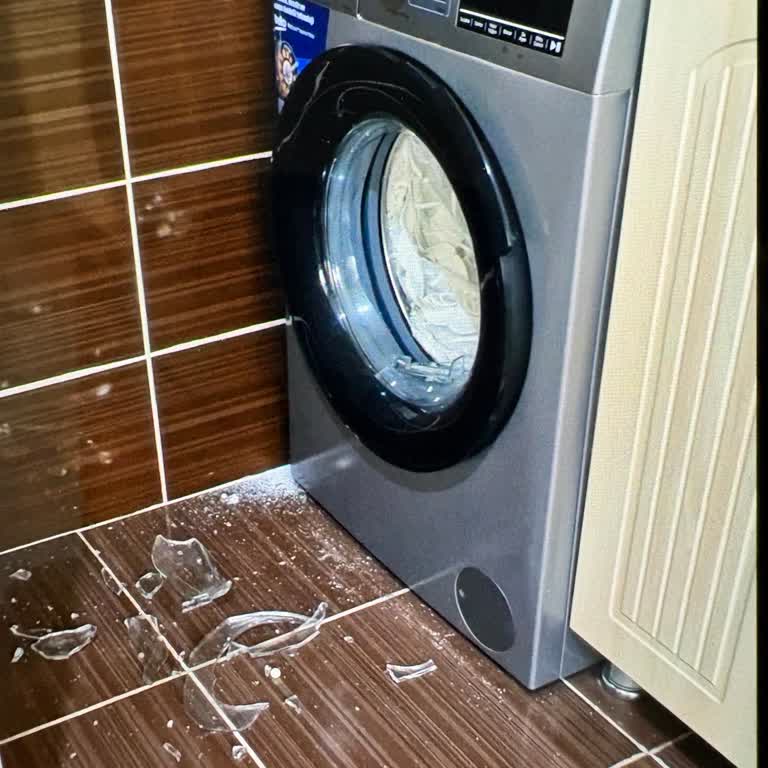 Beko Çamaşır Makinesinin Ön Camı Patladı Güvenlik Riski Ve Ücretsiz Değişim Talebi