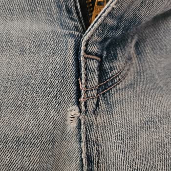 Mavi Premium Kot Pantolonun Hızlı Yırtılması Ve Kalite Güvensizliği