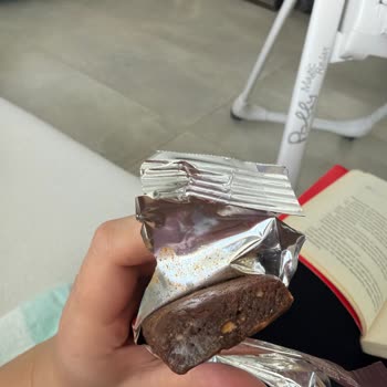 Küflenmiş Protein Barlar Gıda Güvenliği Ve Güven Kaybı