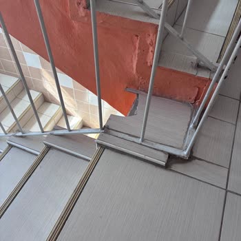 Kablo Net Çalışması Sonrası İnternet Kesintisi Ve Apartman Hasarı