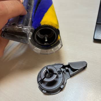 Dyson V15 Süpürge Başlığındaki Üretim Hatası Garanti Kapsamına Alınmadı