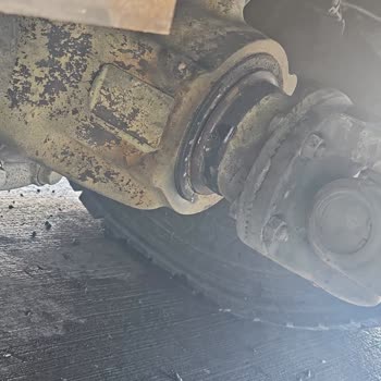 Mercedes Atego Diferansiyel Keçesi Yangını Ve 40 Günlük Garanti İhmali