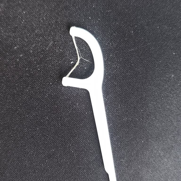 Watsons Kalın Diş İpinde Ambalaj Değişikliği Sonrası Kopma Ve Etkin Temizlik Sorunu