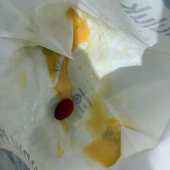 Paketleme İhmalinden Yumurtalar Kırıldı Ve Tüm Sipariş Kullanılamaz Hale Geldi