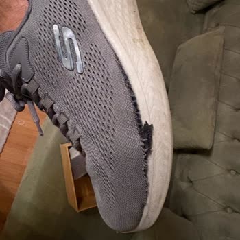 Boyner'den Skechers Ayakkabısında Yan Yırtılma Ve Deformasyon, İnceleme Reddi Ve Cevapsız Savunma