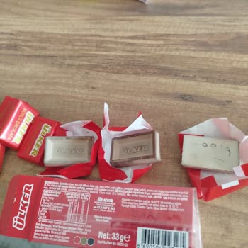 Ülker Napoliten Çikolatasındaki Beyaz Renk Anormalliği