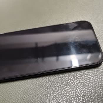 Kozmetik Kusurlu Yeni İPhone 16 Teslim Edildi