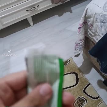 Kahve Dünyası Gofrik Mini Paketinden Çıkan İçi Hava Dolu Çikolata Paketi