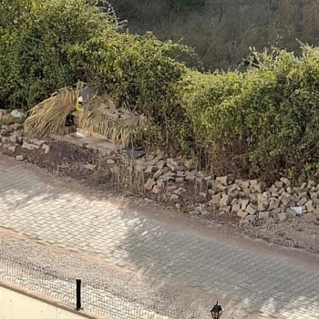 Döşemealtı 802 Sokakta Çukurlu Yol Nedeniyle Sürekli Mağduriyet
