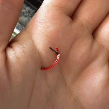 UNO Ekmekte Metal Parça Ve Ciddi Gıda Güvenliği Sorunu