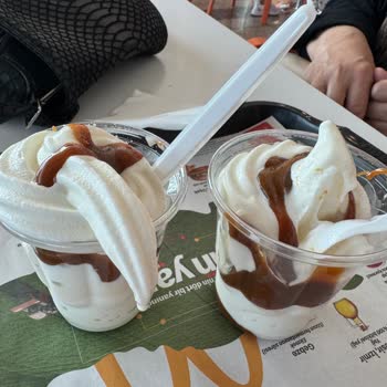 Antares McDonald's Şubesinde Yarım Doldurulan Dondurma, Fiş Vermeme Ve Kaba Davranış