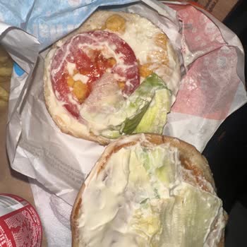 French Chicken Burgerde Nugget Eksikliği Ve Dağınık Hazırlanma İade Talebi