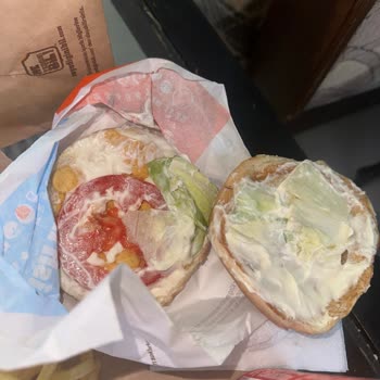 French Chicken Burgerde Nugget Eksikliği Ve Dağınık Hazırlanma İade Talebi