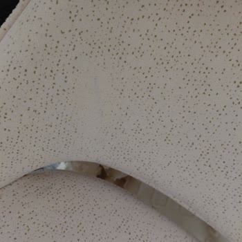 İstikbal Koltuk Takımının Kumaşında Renk Atması Ve Değişim Talebi